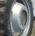 8-Hole Rim with Clamp/Loop Style (groups of 2 bolts) Center for 28"-30" Rim, Case IH Silver Mist