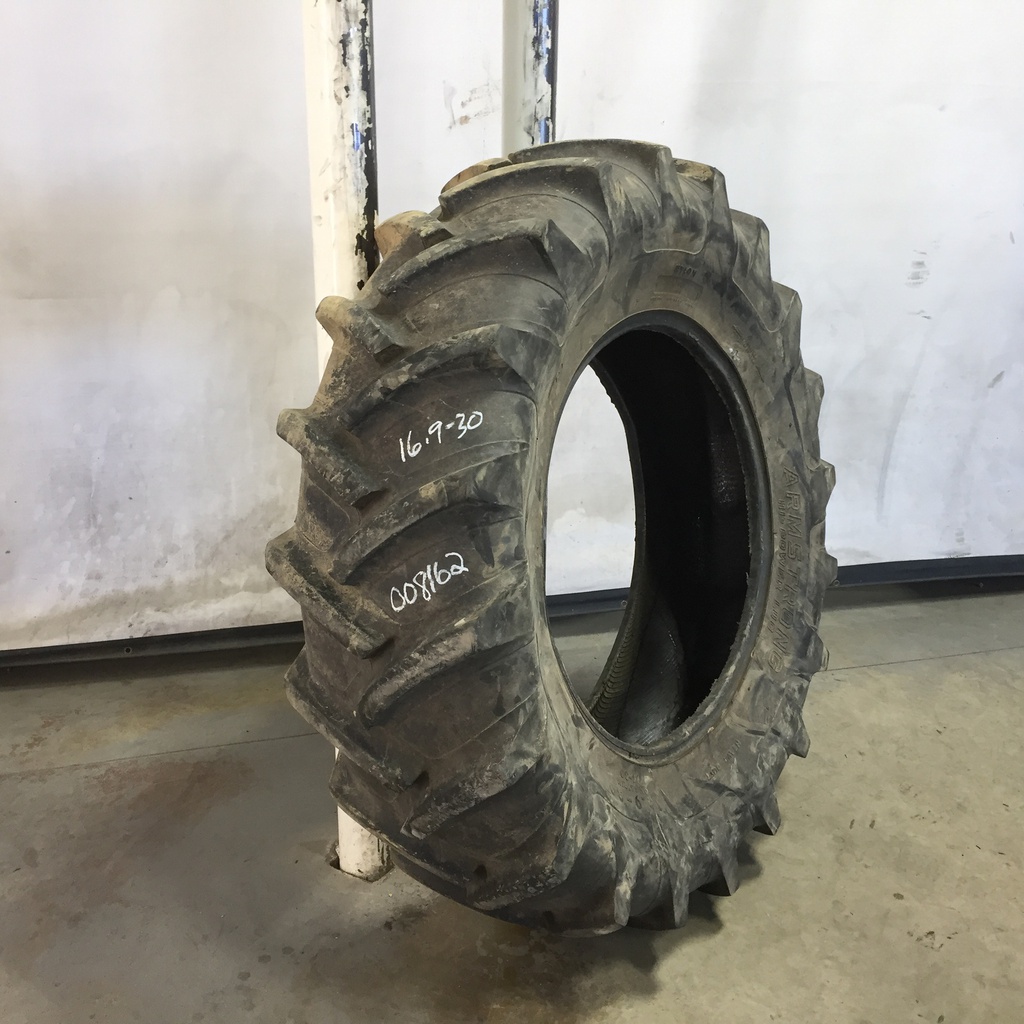 16.9/-30 Armstrong Hi Power Lug R-1, C (6 Ply) 70%