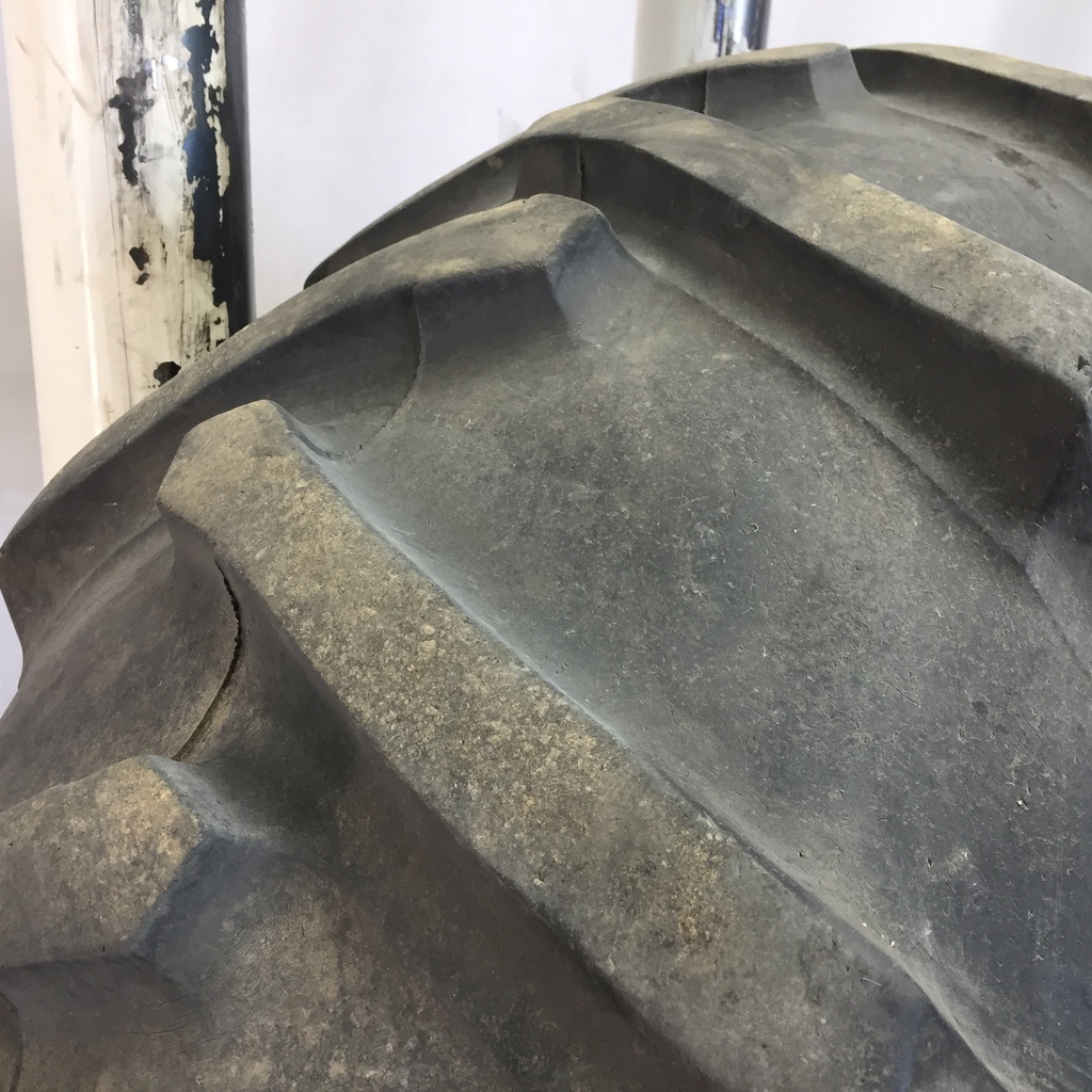 18.4/-34 Firestone Traction Field & Road R-1, C (6 Ply) 60%