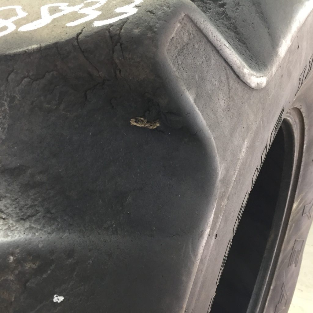 30.5/L-32 Goodyear Farm Dyna Torque II R-1, F (12 Ply) 35%