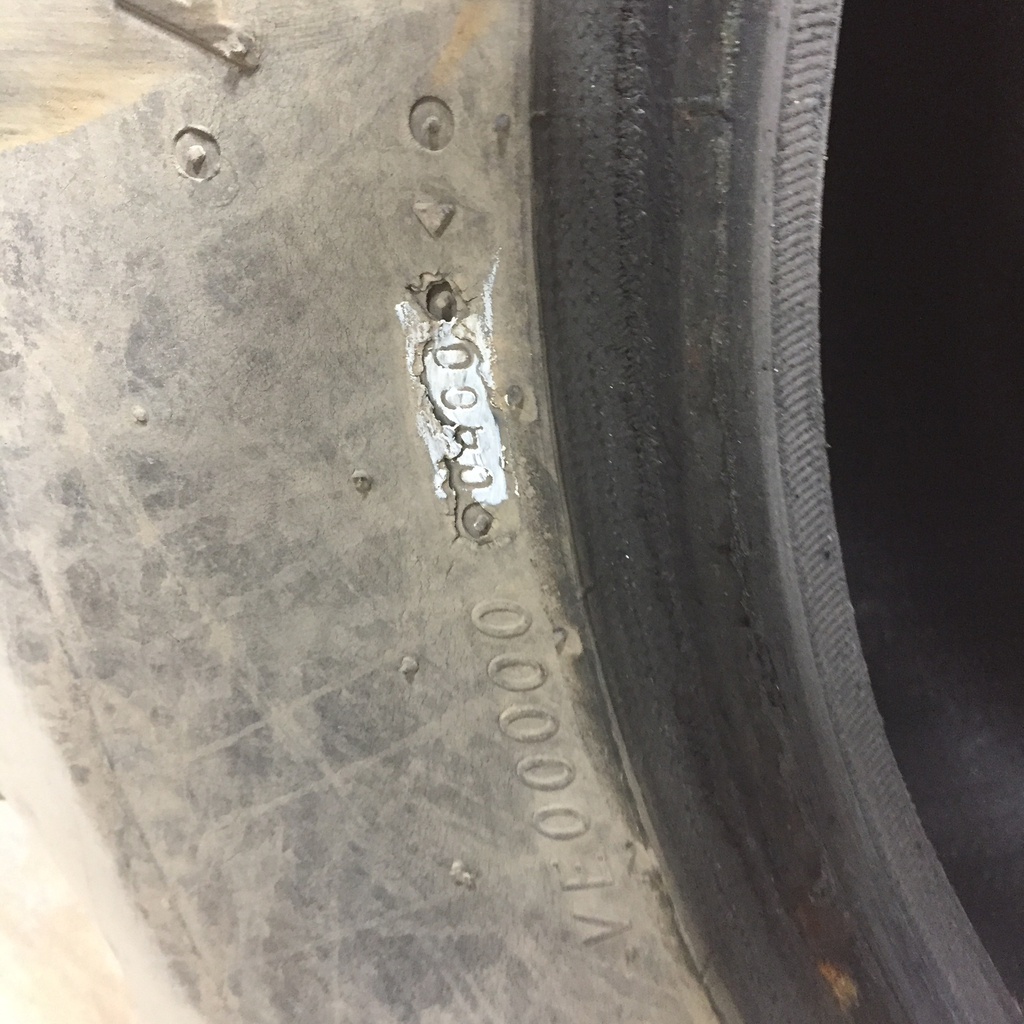 19.5/L-24 Firestone All Traction Utility R-4, E (10 Ply) 50%