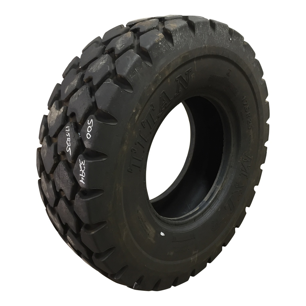 17.5/R25 Titan Farm MXL Radial  E-3/L-3 1* 70%