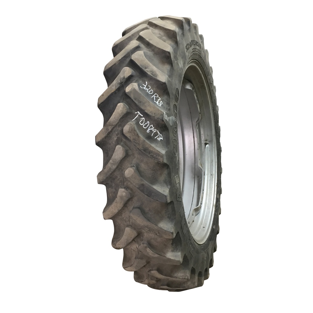 320/85R38 Firestone Radial 9000 R-1W 143 B 45%