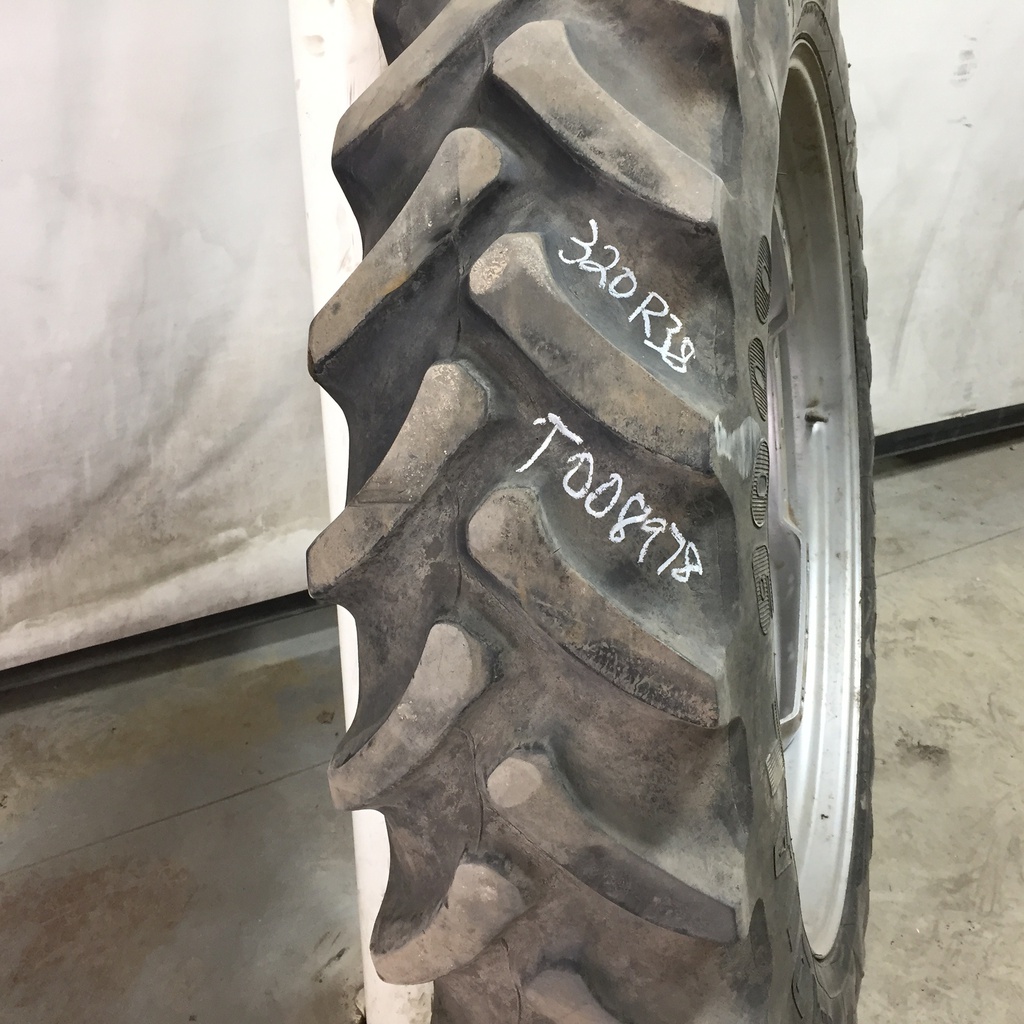 320/85R38 Firestone Radial 9000 R-1W 143 B 45%