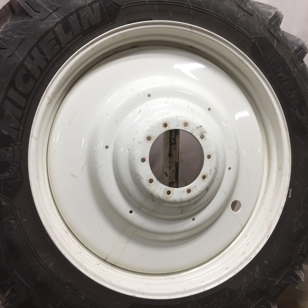 480/80R50 Michelin AgriBib 2 R-1W on New Holland White 10-Hole Formed Plate W/Weight Holes 99%