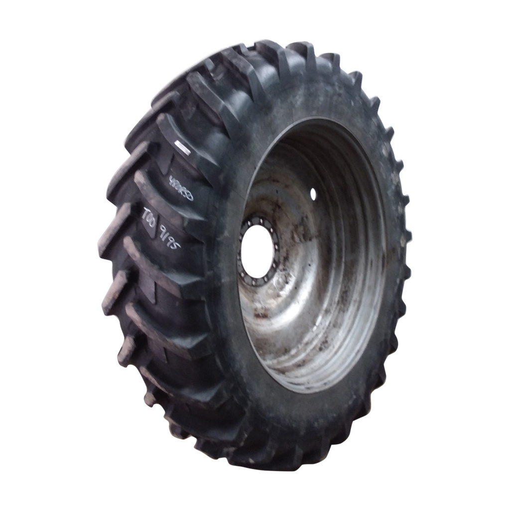 480/80R50 Michelin AgriBib R-1W on Case IH Silver Mist 10-Hole Formed Plate W/Weight Holes 70%