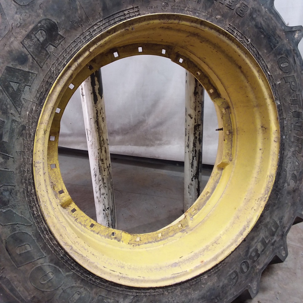 420/85R38 Goodyear Farm Optitrac R-1W on John Deere Yellow 8-Hole Stub Disc (groups of 2 bolts) 75%