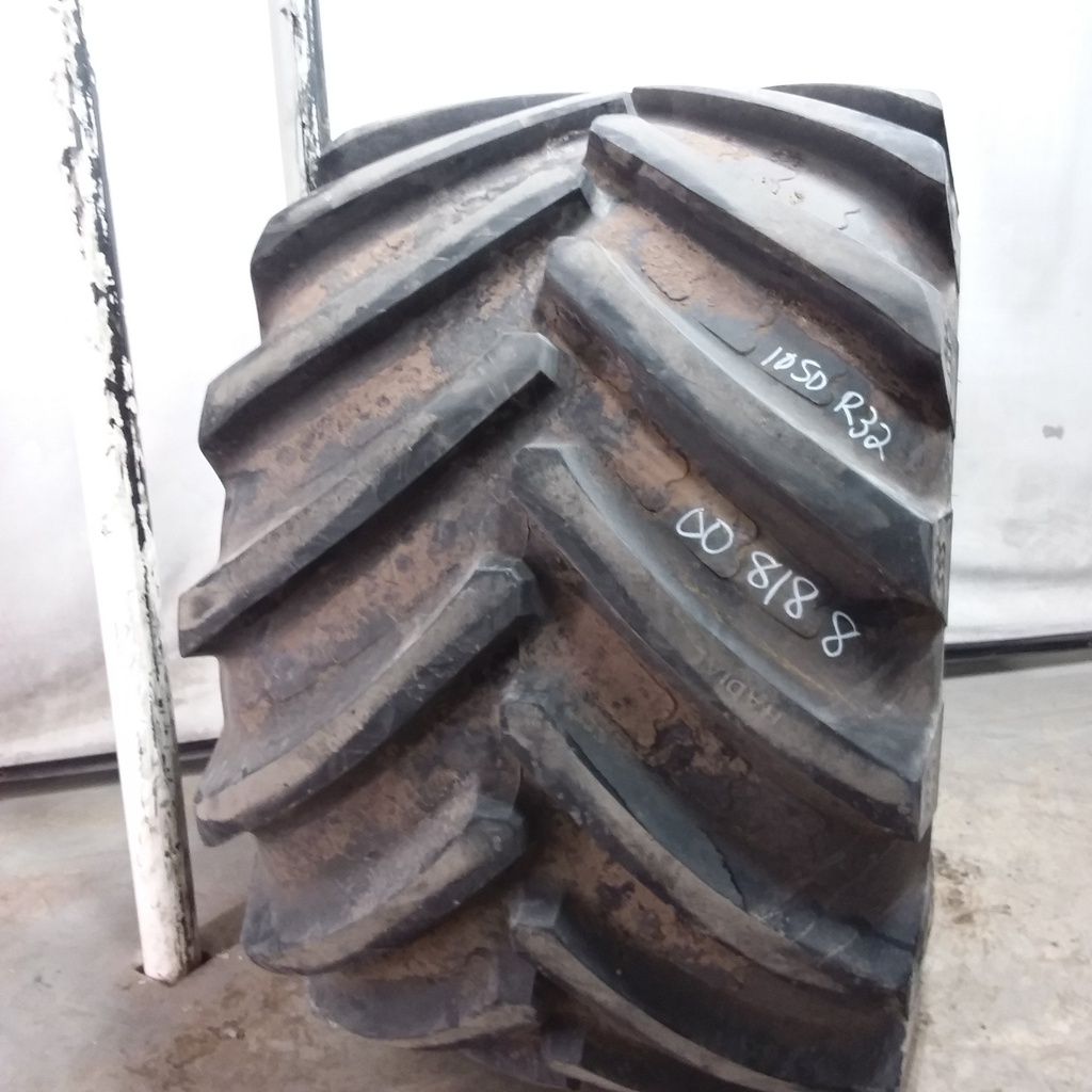 1050/50R32 BKT Tires Agrimax Teris R-1 184 A8 85%