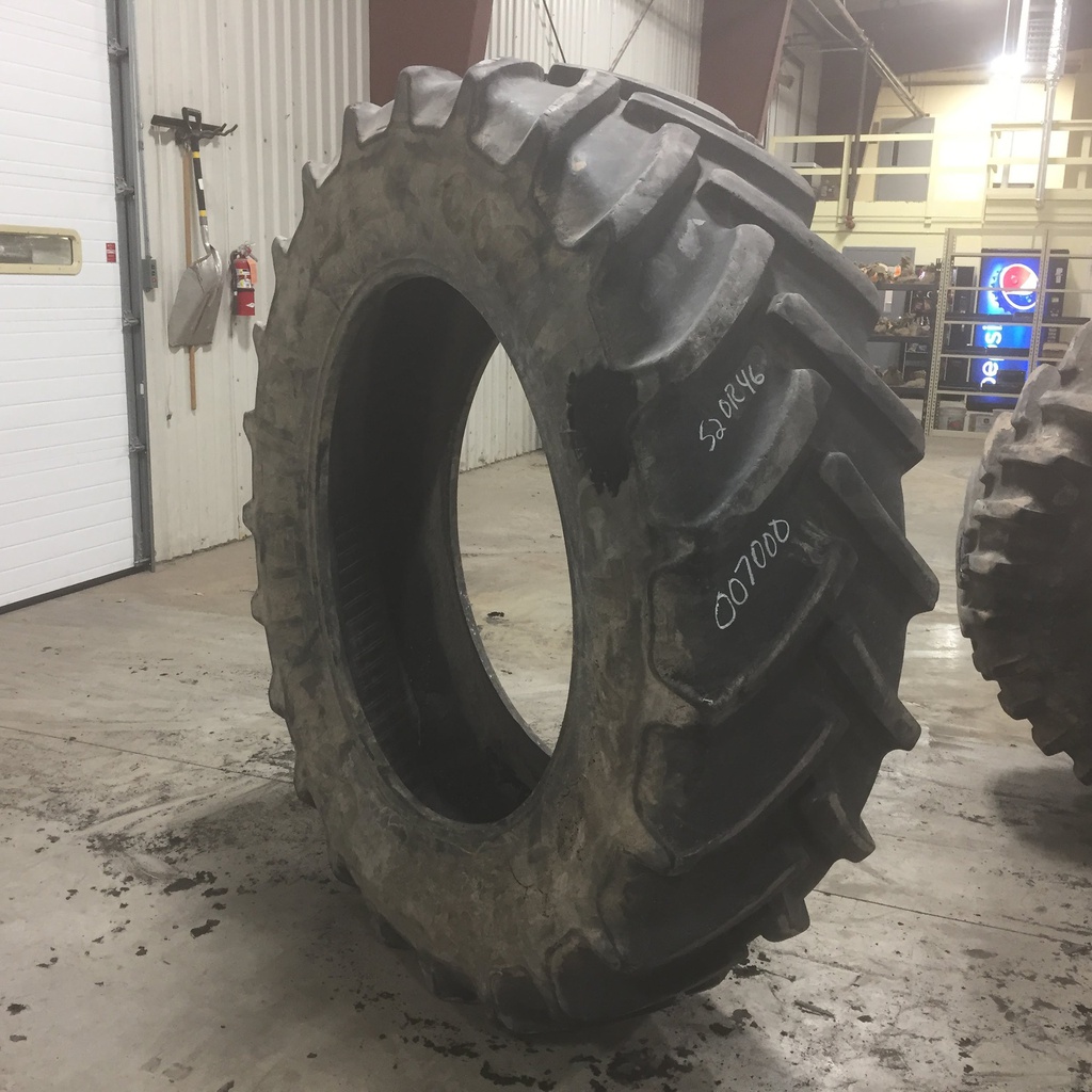 520/85R46 Continental AC85 Contract R-1W 155 B 70%