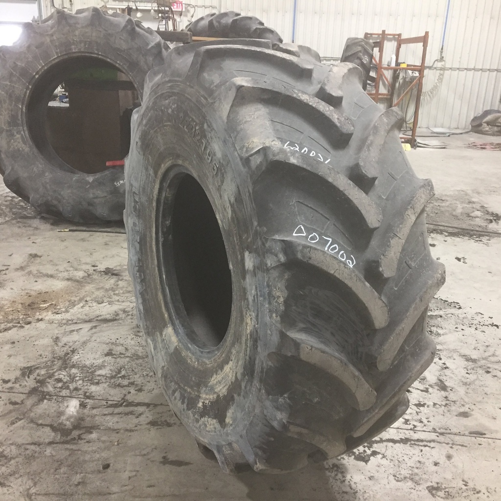 620/75R26 Wirtgen 2292195 Rear Tractor R-1 163 B 75%