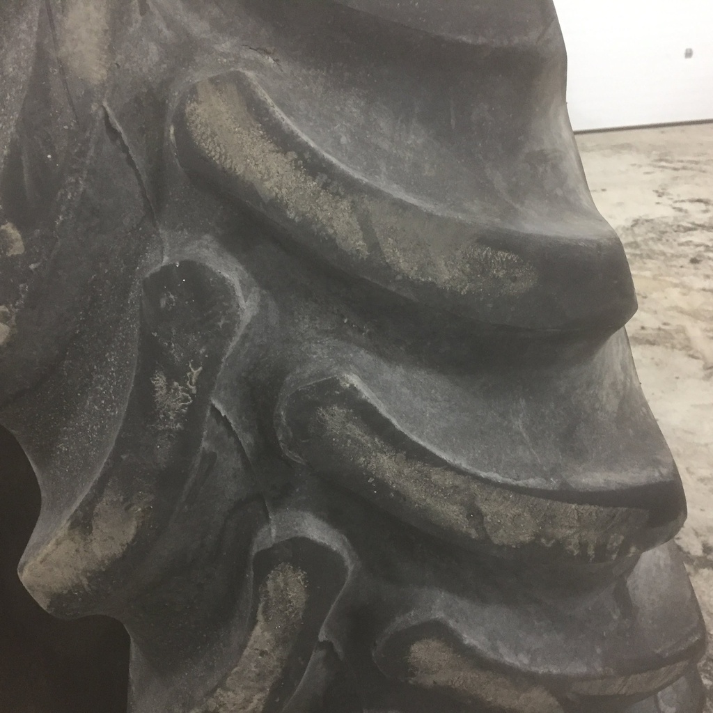 18.4/-26 Firestone Super All Traction FWD R-1 140 A8, E (10 Ply) 60%