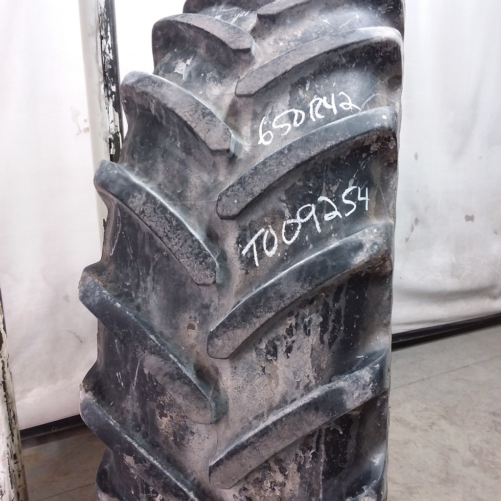 650/65R42 Michelin Multibib(XM108) R-1W 155 B 65%