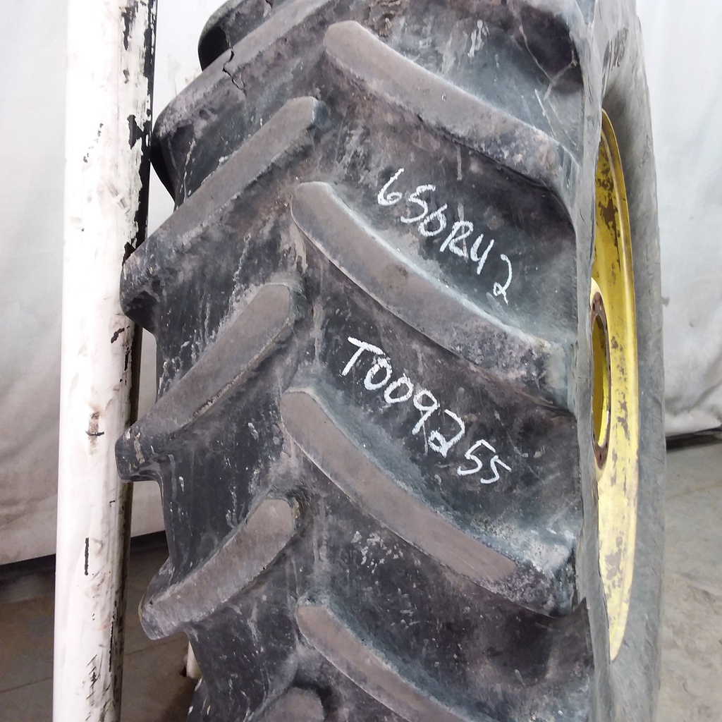 650/65R42 Michelin Multibib(XM108) R-1W 158 B 65%