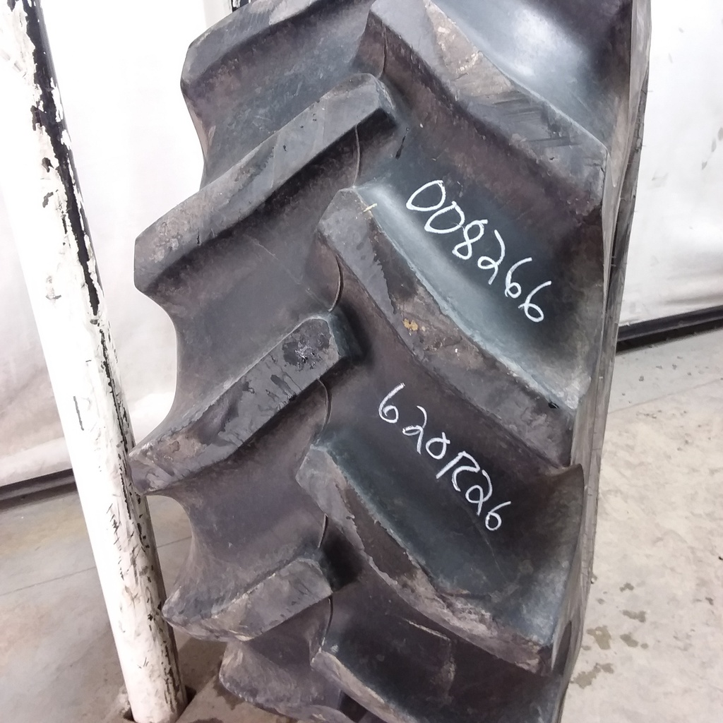 620/75R26 Goodyear Farm DT820 Super Traction R-1W 166 B 70%