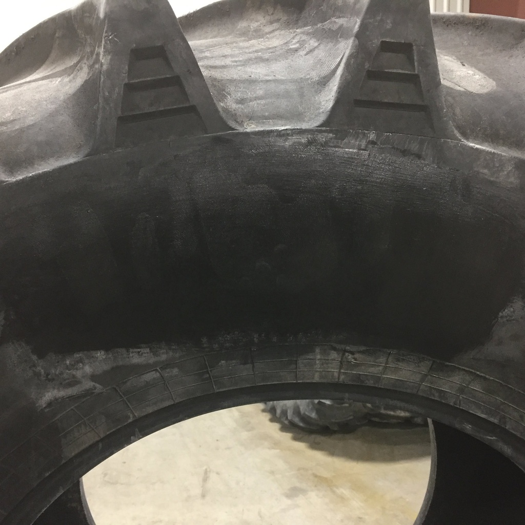 900/60-32 Trelleborg T414 R-1W 176 A8 80%