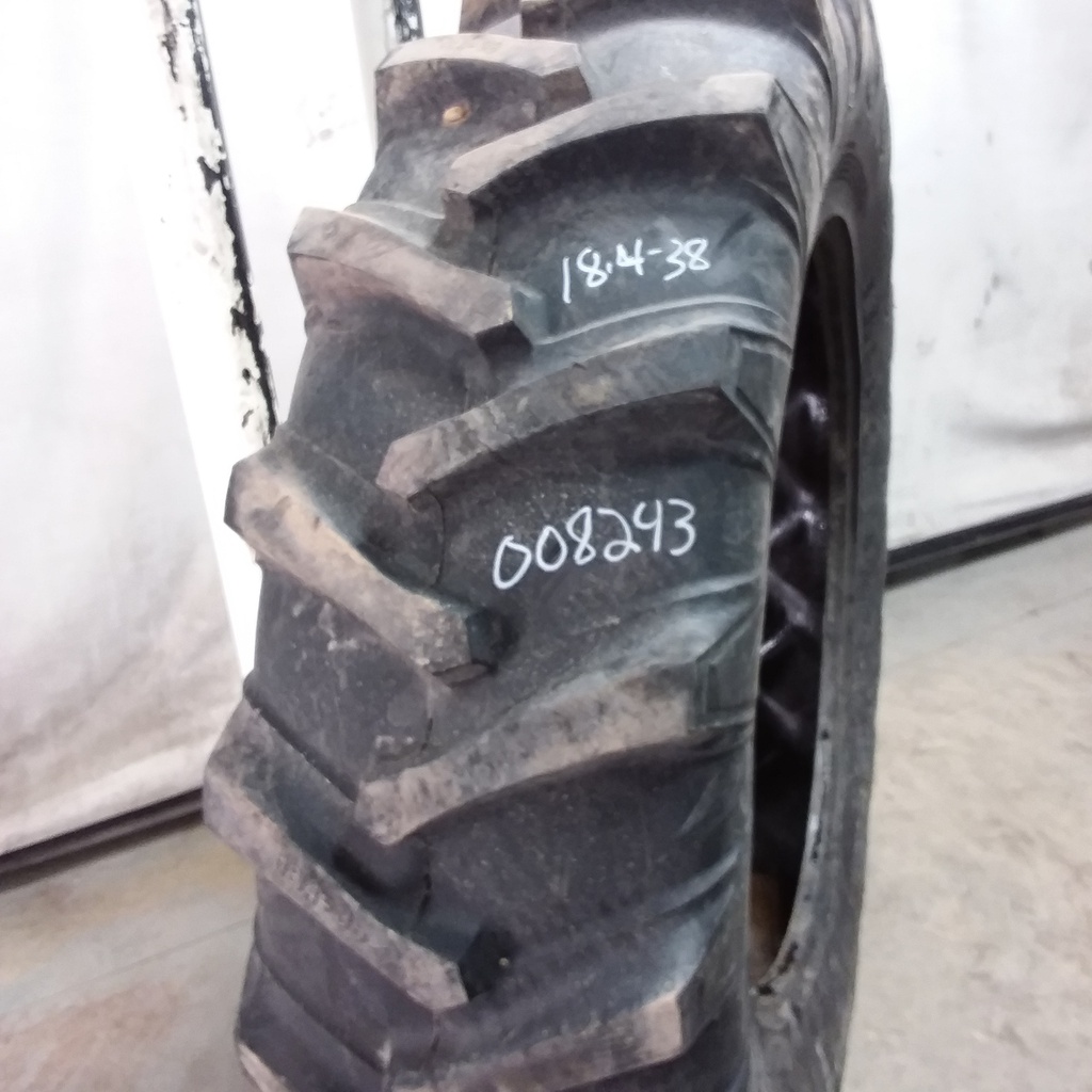 18.4/-38 Harvest King Field Pro All Purpose R-1, D (8 Ply) 95%