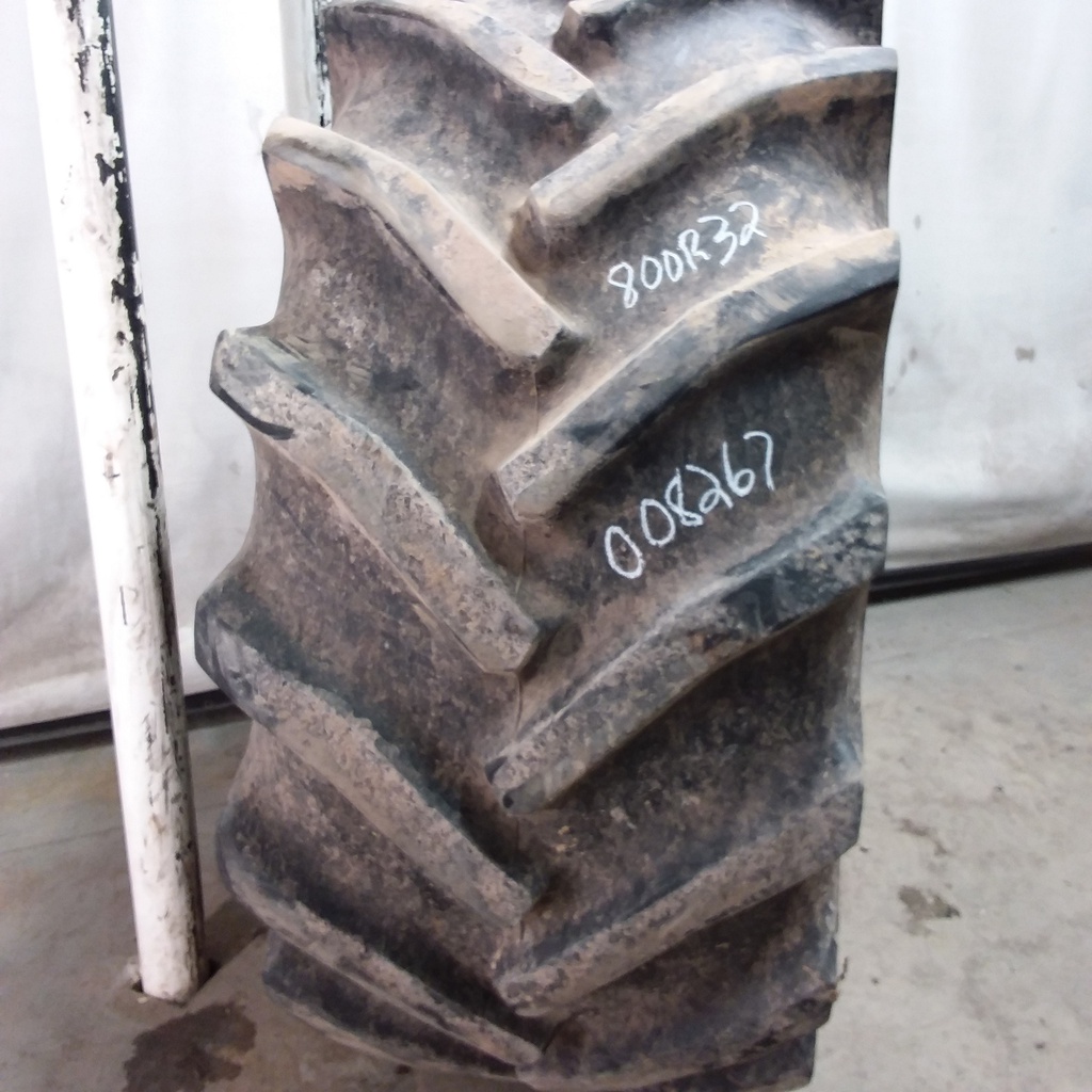 800/65R32 Goodyear Farm Super Traction Radial R-1W 164 B 70%