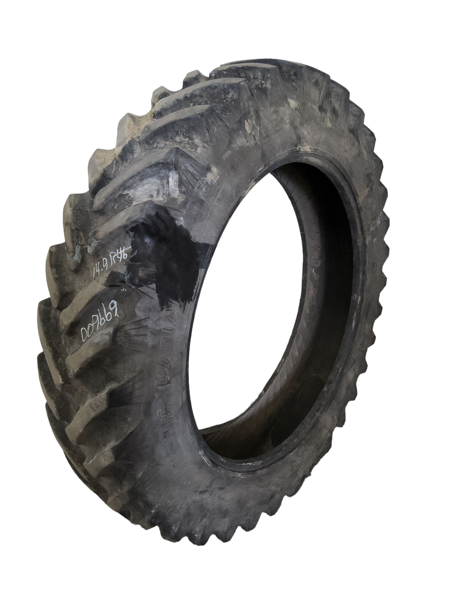 USED 14.9R46 Titan Farm Hi Traction Lug Radial R-1 149A8 75% for