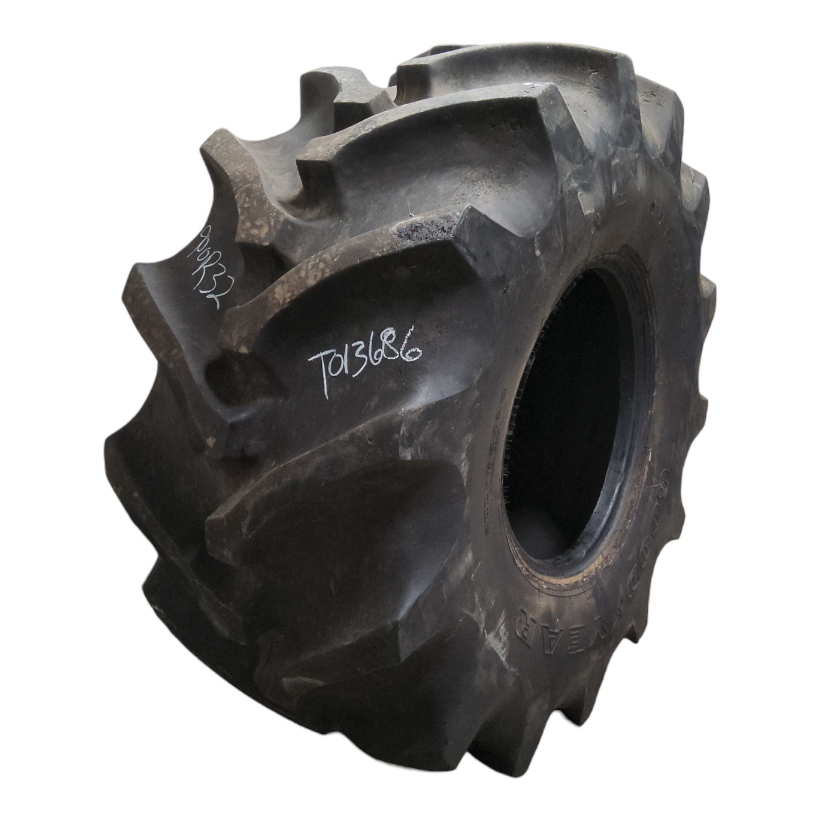 USED 900/65R32 Goodyear Farm Special Sure Grip Radial TD8 R-2