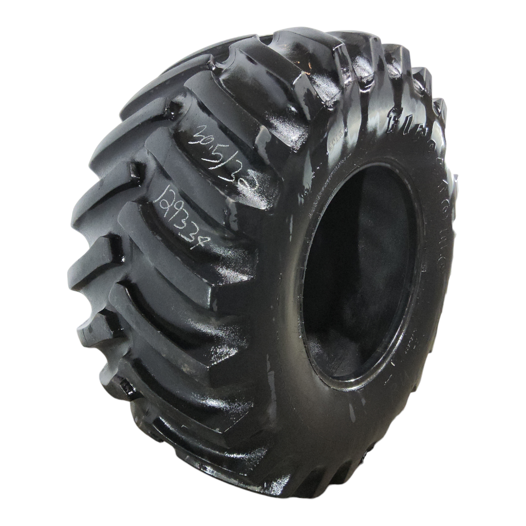 USED 30.5L-32 Firestone Super All Traction 23 R-1 F (12 Ply), 85