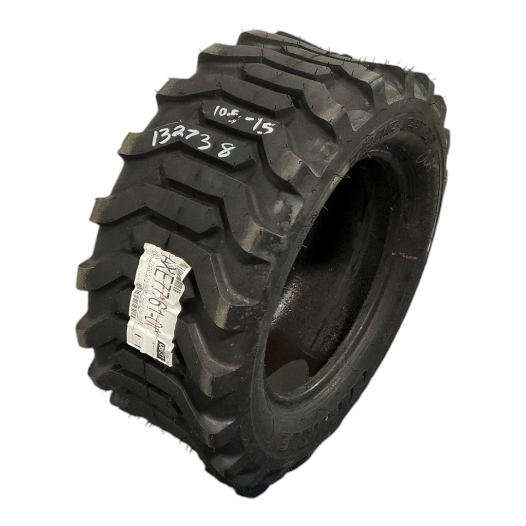 USED 27x10.50-15 Carlisle Trac Chief R-4 D (8 Ply), 99% for Sale