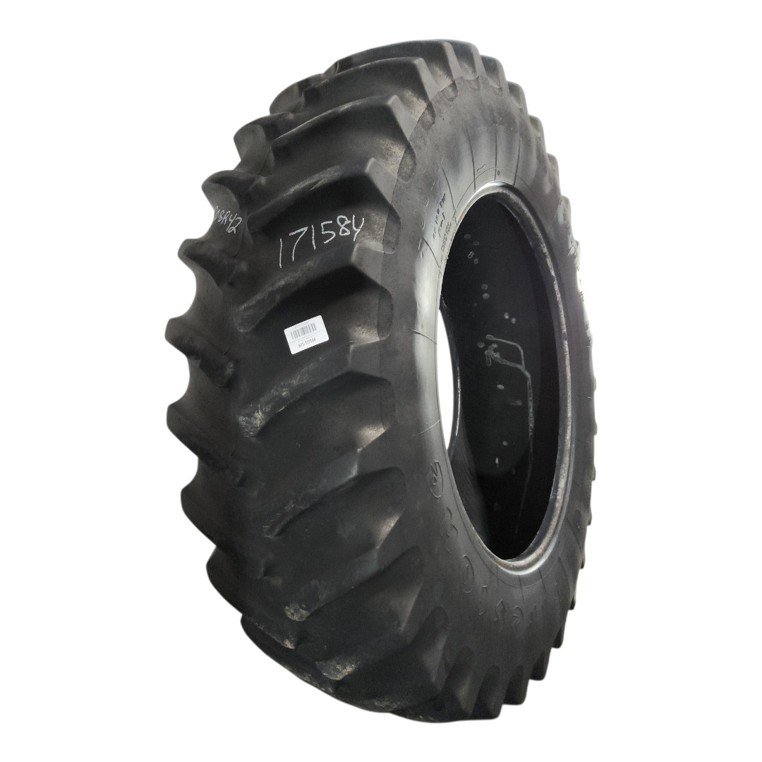 Firestone オンロードタイヤ USED 20.8R42 Firestone Radial All Traction 23 R-1 E (10 Ply
