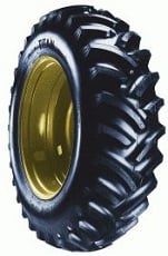 9.5/-24 Titan Farm Hi Traction Lug R-1 Agricultural Tires 48D694