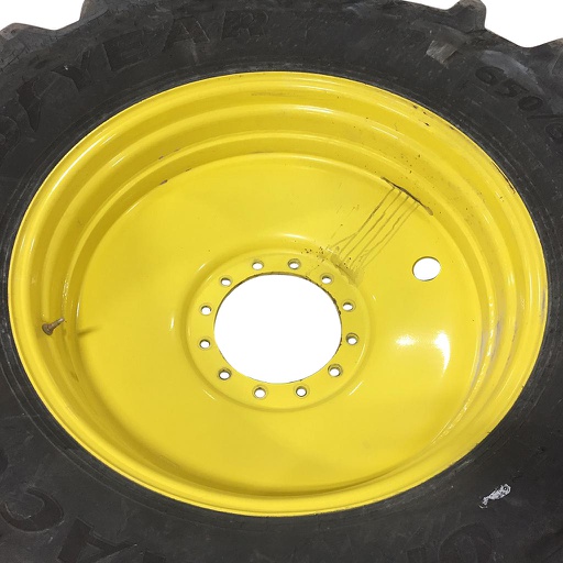 [WT008154] 18"W x 38"D, John Deere Yellow 12-Hole Formed Plate Sprayer