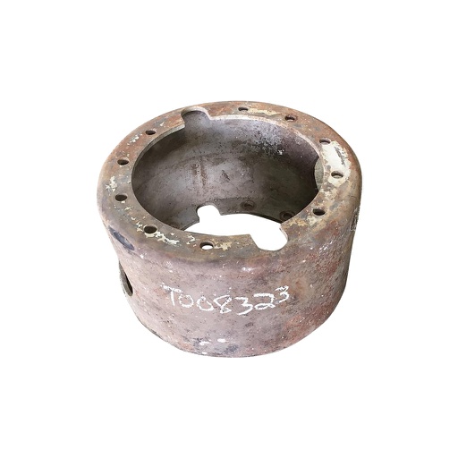 [T008323] 12-Hole 11.5"L FWD Spacer, Case IH Silver Mist