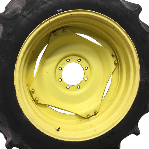 [WT007649] 12"W x 38"D Stub Disc (groups of 2 bolts) Rim with 8-Hole Center, John Deere Yellow