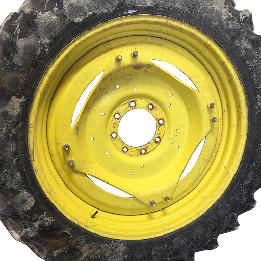 [WT008314] 10"W x 42"D Stub Disc (groups of 2 bolts) Rim with 8-Hole Center, John Deere Yellow