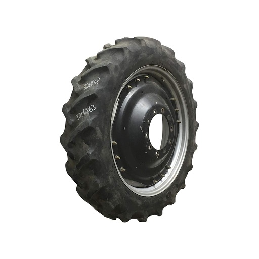 [T006863] 320/85R38 Goodyear Farm DT800 Super Traction R-1W on John Deere Yellow/Black 10-Hole Waffle Wheel (Groups of 3 bolts) 50%