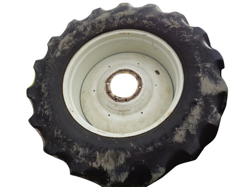 [T003869] LSW 900/50R42 Goodyear Farm DT830 Optitrac R-1W on New Holland White 10-Hole Formed Plate 75%