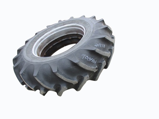 [T004421] 20.8/-38 Goodyear Farm Special Sure Grip TD8 R-2 on Case IH Silver Mist Double Bevel Ag 55%