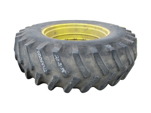 [T004442] 20.8/-38 Firestone Super All Traction 23 R-1 on John Deere Yellow Double Bevel Ag 50%