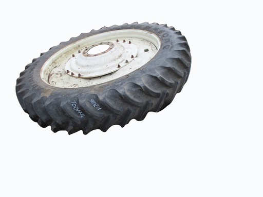 [T004444] 380/90R54 Firestone Radial 9000 R-1W on New Holland White 10-Hole Waffle Wheel (Groups of 3 bolts) 85%
