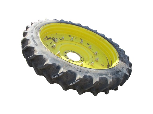 [T004497] 320/90R54 Goodyear Farm DT800 Super Traction R-1W on John Deere Yellow 10-Hole Stub Disc 80%