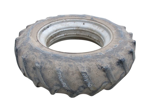 [T004507] 18.4/-42 Firestone All Traction Field & Road R-1 on Case IH Silver Mist Double Bevel Step-Up Rim 20%