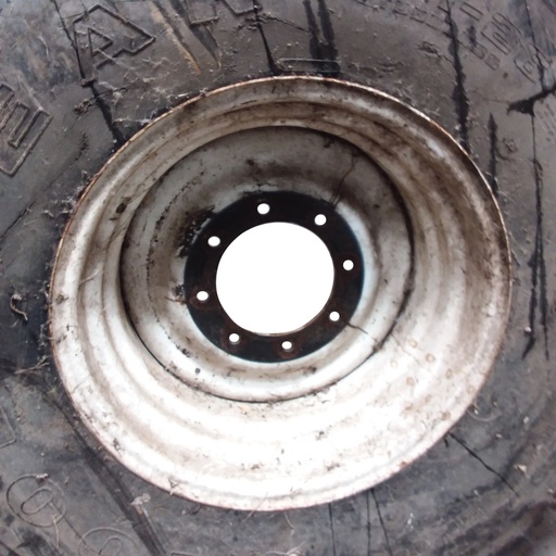 [WT009430] 20"W x 26"D, Ford / New Holland White 8-Hole Formed Plate , 3.44" Offset