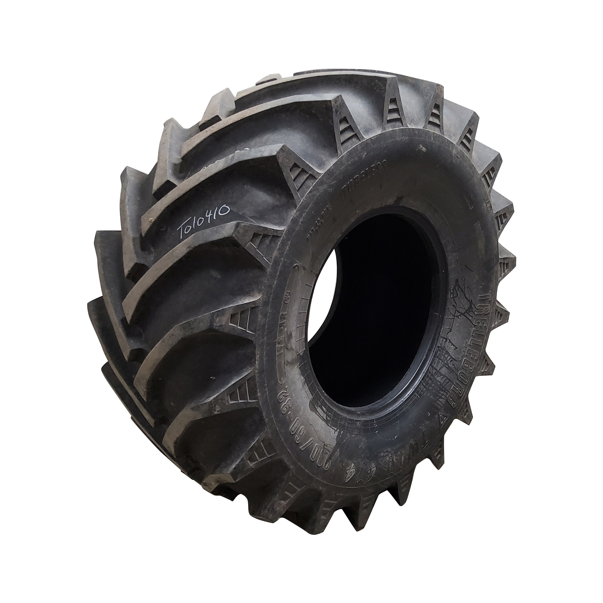 USED 900/60-32 Trelleborg T414 R-1W 176A8 85% for Sale | NTS Tire