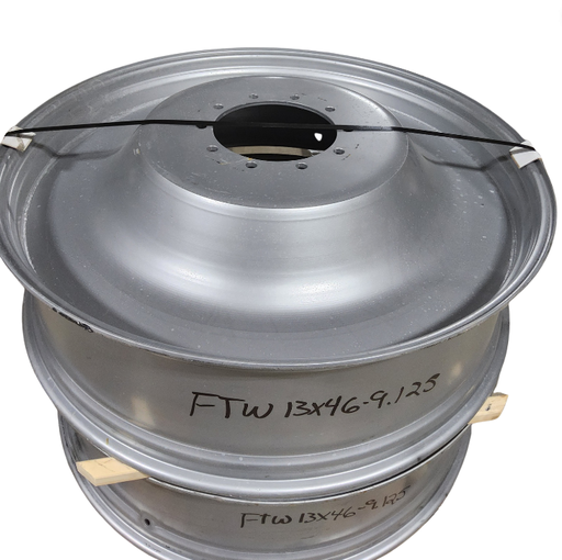 [113461] 13"W x 46"D, Case IH Silver Mist 10-Hole Spun Disc , -9.12" Offset