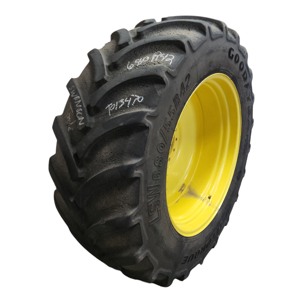 USED LSW680/55R42 Goodyear Farm OptiTorque R-1 on John Deere Yellow 12 ...