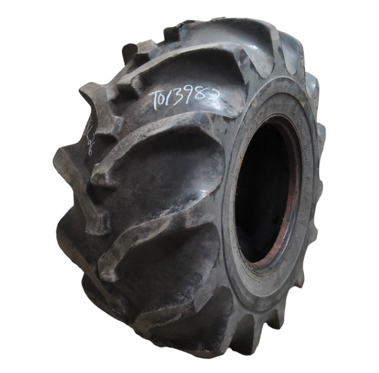 USED 28L-26 Goodyear Farm Special Sure Grip TD8 R-2 F (12 Ply), 40% for ...