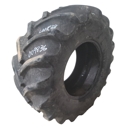 [009836] 600/65R28 Goodyear Farm DT820 Super Traction R-1W 147B 50%