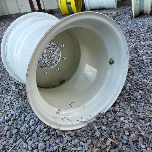 [129161] 18"W x 16.1"D, New Holland White 8-Hole Spun Disc , -5.38" Offset