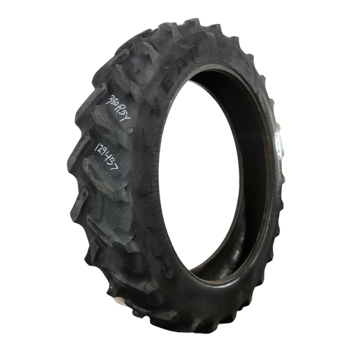 [129457] 380/90R54 Goodyear Farm DT800 Super Traction R-1W 152B 45%