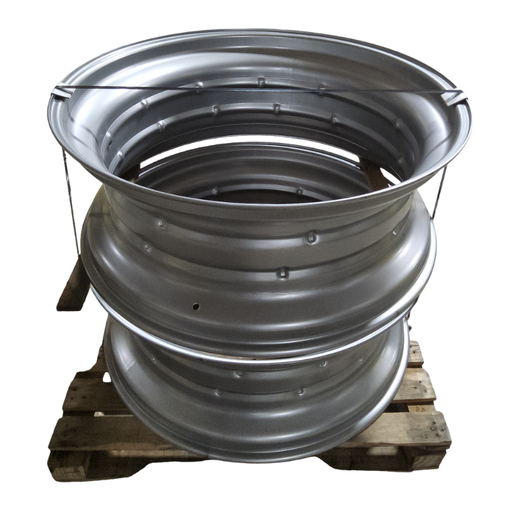 [39508] 16"W x 42-38"D, Case IH Silver Mist Double Bevel Step-Up Rim