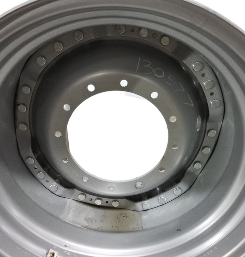 [NTS-130577] 12-Hole Waffle Disc (Groups of 3 Bolts)HD Center for 34" Rim, Case IH Silver Mist