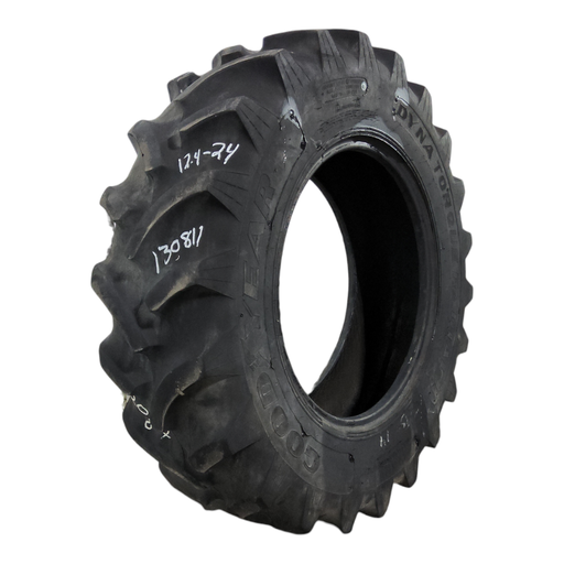 [130811] 12.4-24 Goodyear Farm Dyna Torque II R-1 D (8 Ply), 122A8 55%