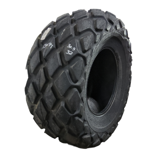 [130917] 30.5L-32 Goodyear Farm All Weather R-3 F (12 Ply), 99%